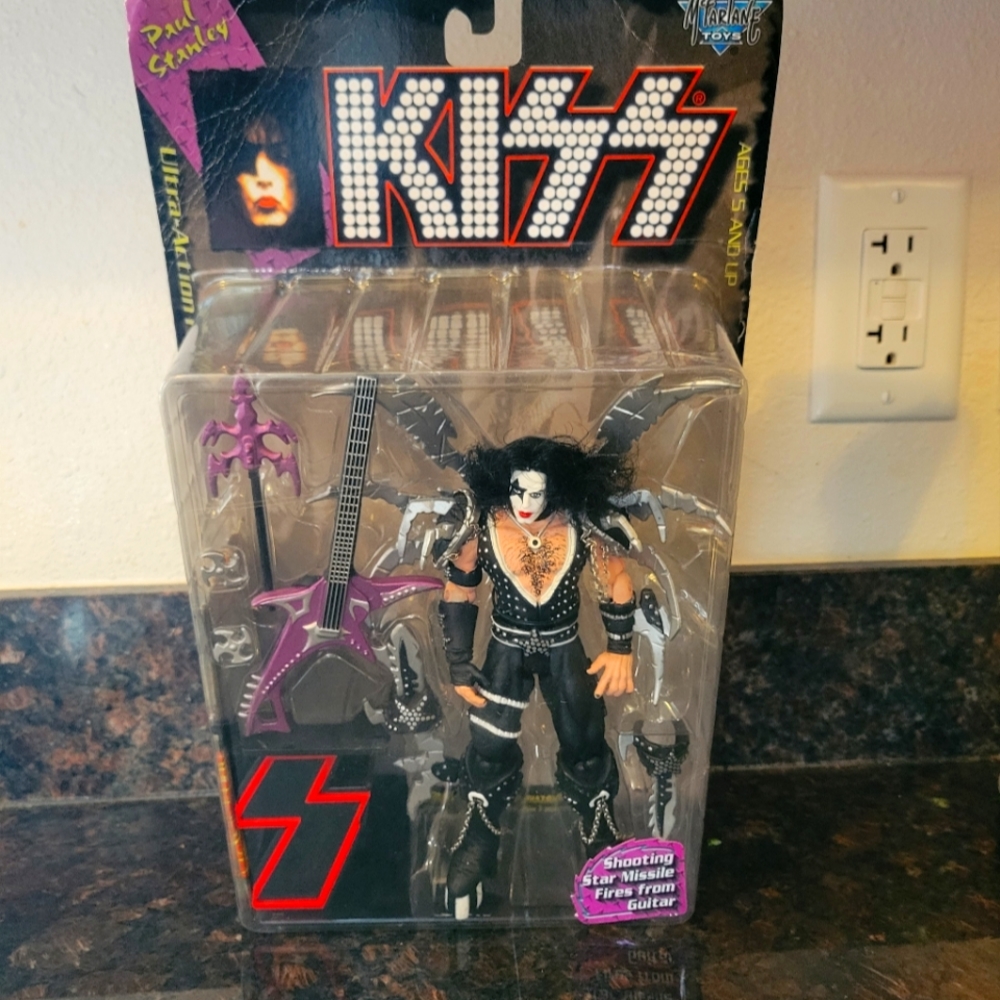 Vintage Paul Stanley Kiss action figure